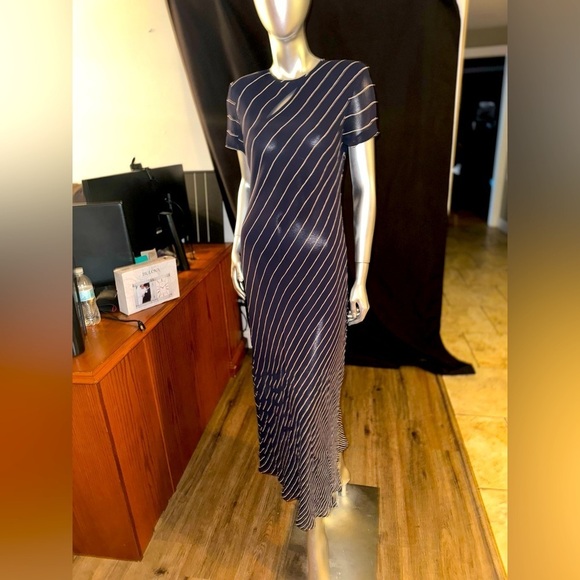 Liz Claiborne Dresses & Skirts - Liz Claiborne Maxi Dress Size 10